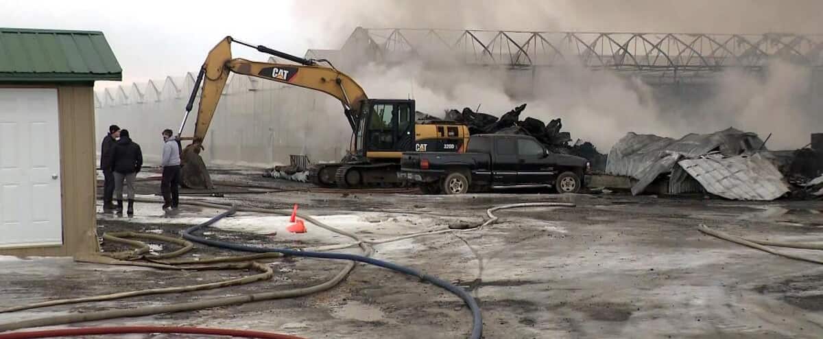 Sainte-Clotilde-de-Châteauguay: important incendie dans les serres Lefort