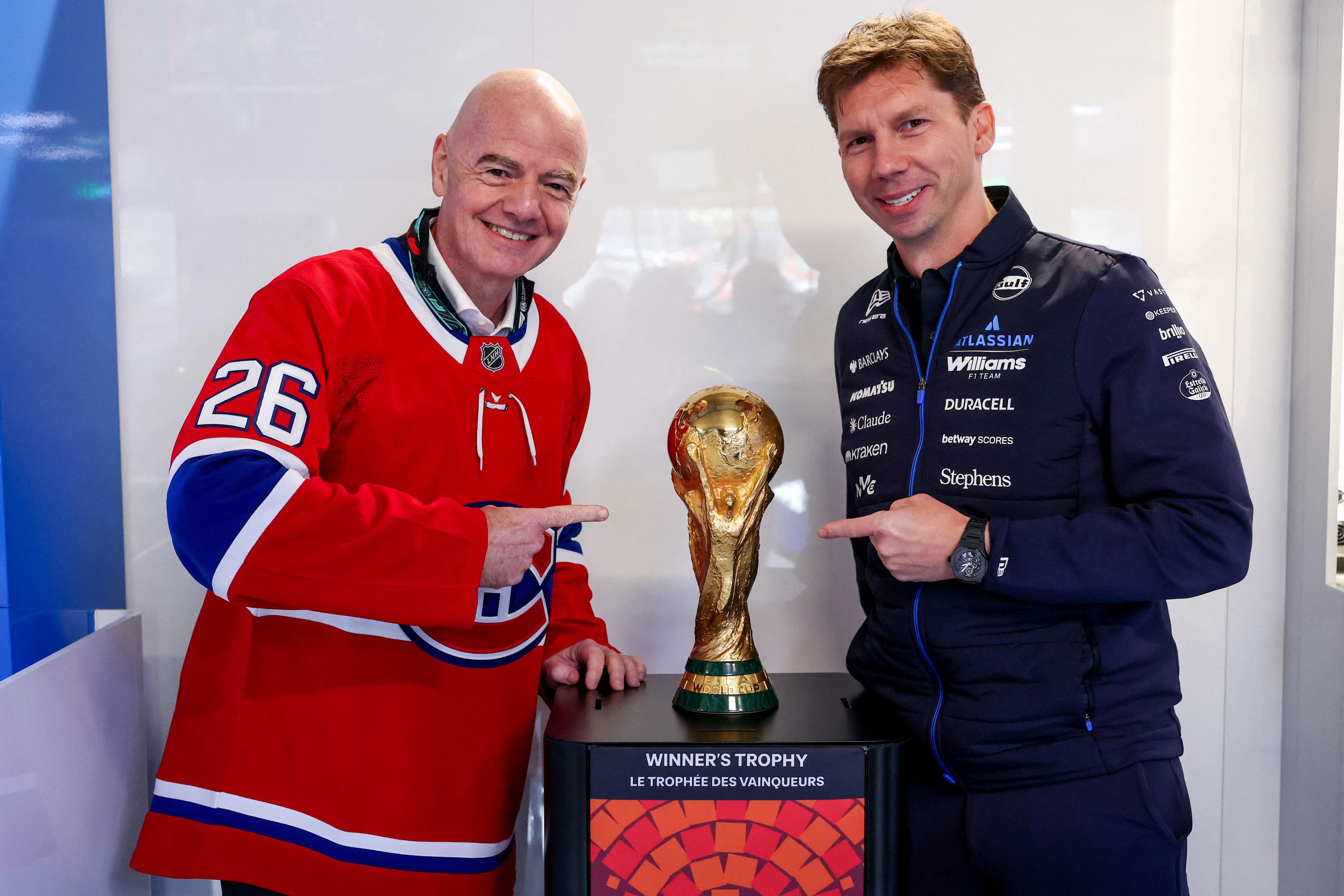 Le controversé patron de la FIFA se pavane à Montréal