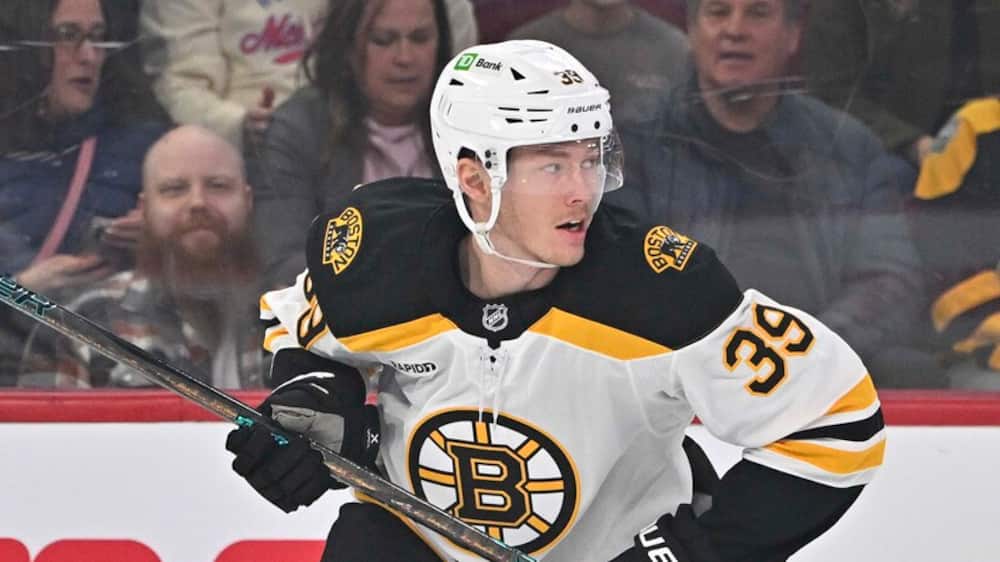 Morgan Geekie: de joueur non protégé au repêchage d’expansion à candidat pour les Olympiques Morgan Geekie: de joueur non protégé au repêchage d’expansion à candidat pour les Olympiques