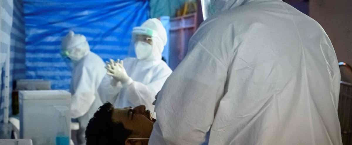 Herd immunity: letting COVID-19 circulate freely "is not an option", according to WHO 1