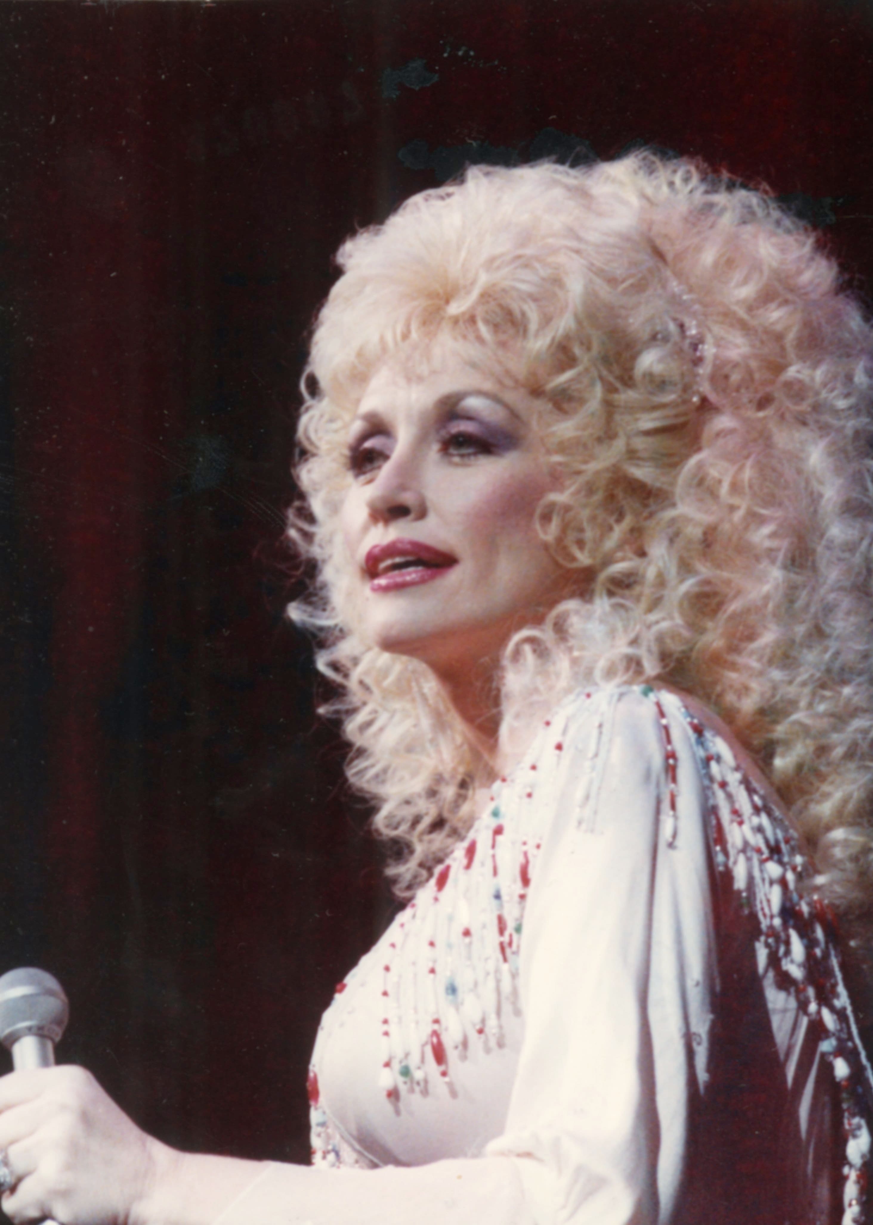Dolly Parton (1946-2026) : de rares visites au Québec