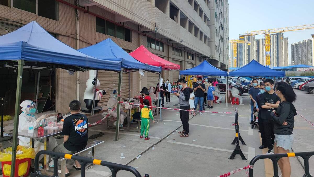 Chine: métropoles confinées, usines à l’arrêt à cause d’une flambée de COVID-19