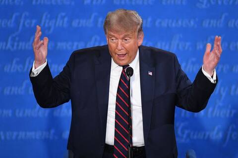 Ancien chef de cabinet de Trump, Mark Meadows sort de l'ombre