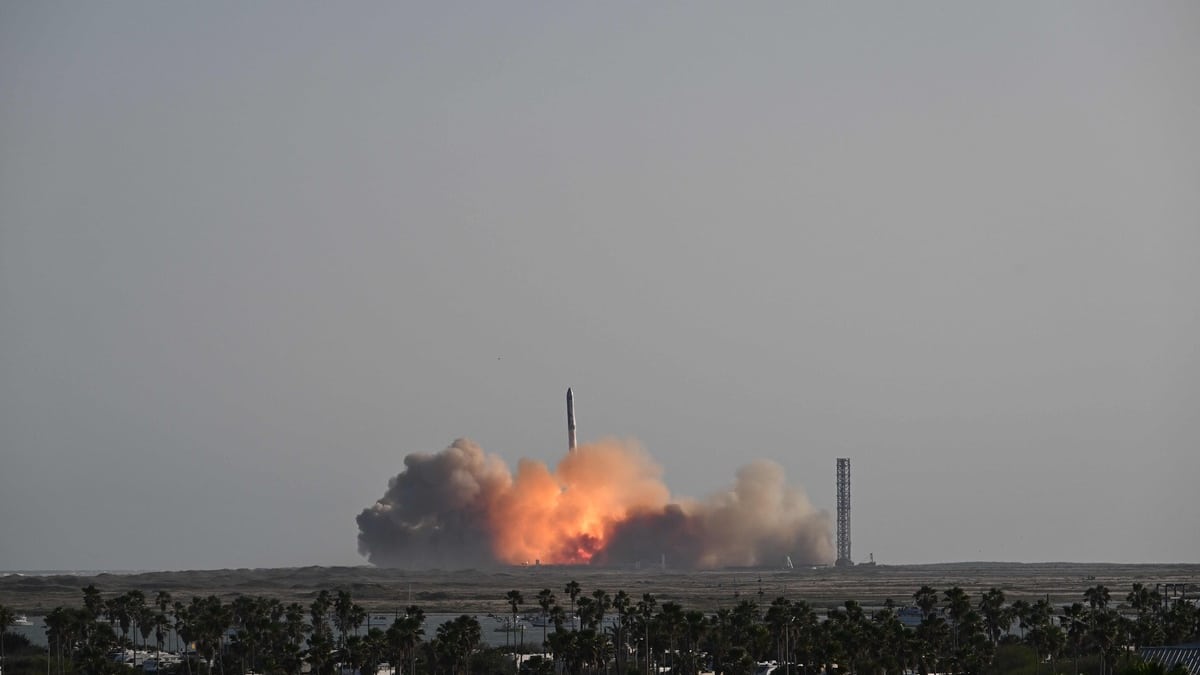 EN VIDÉO | SpaceX échoue à rattraper sa fusée Starship, sous les yeux de Trump