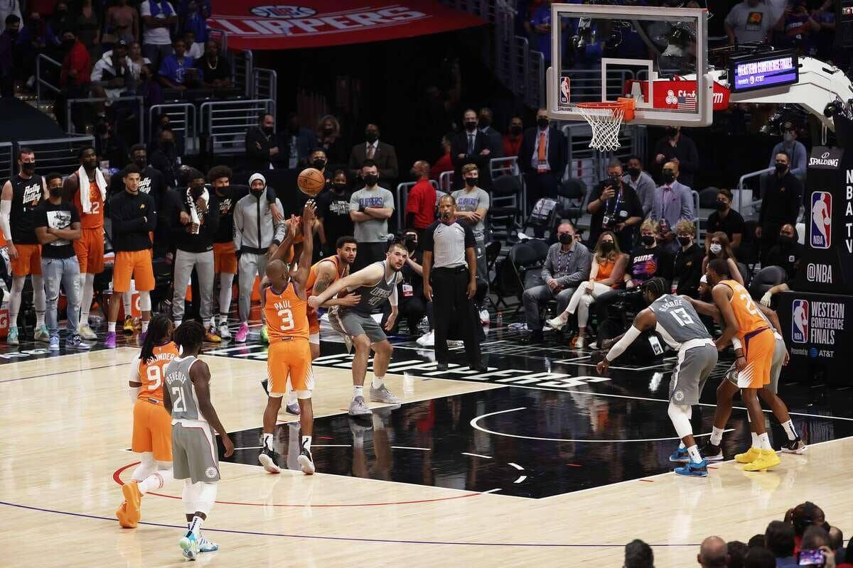 Les Suns à une victoire de la finale - Vimarsana News