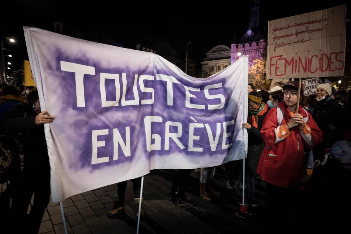 Des milliers de manifestants &agrave; travers le monde contre les violences faites aux femmes