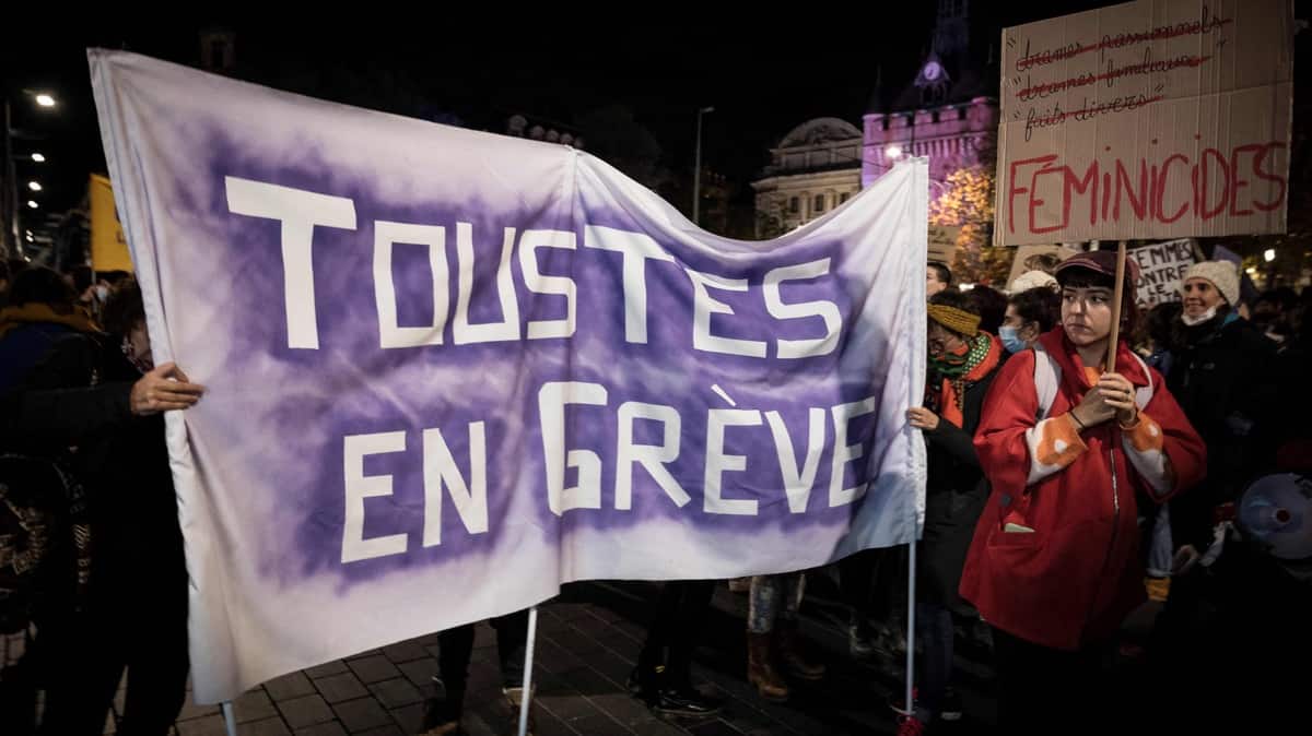 Des milliers de manifestants à travers le monde contre les violences faites aux femmes