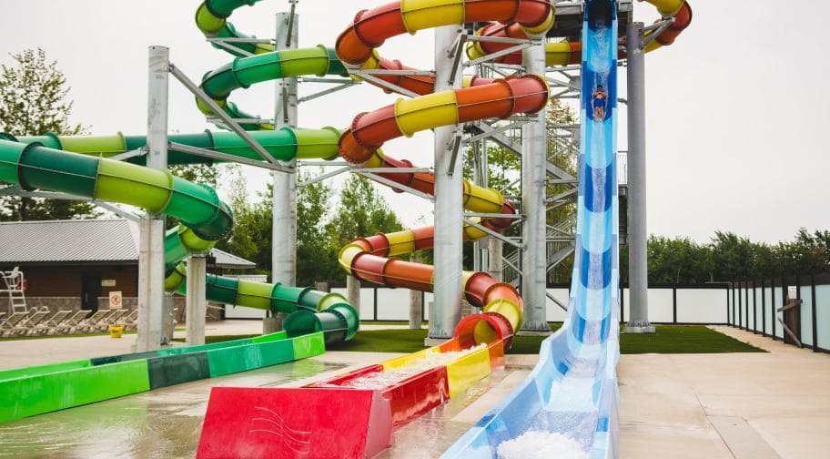 Les 10 plus beaux campings avec des glissades d'eau | Salut Bonjour