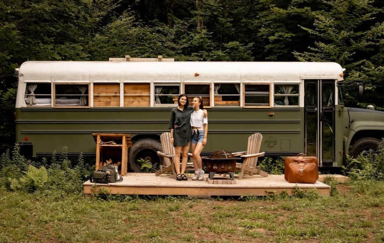 Un autobus converti en «shack» bohème à louer 