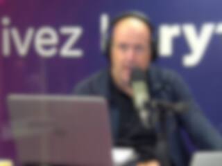 Il quitte à contrecœur son micro à Rythme FM