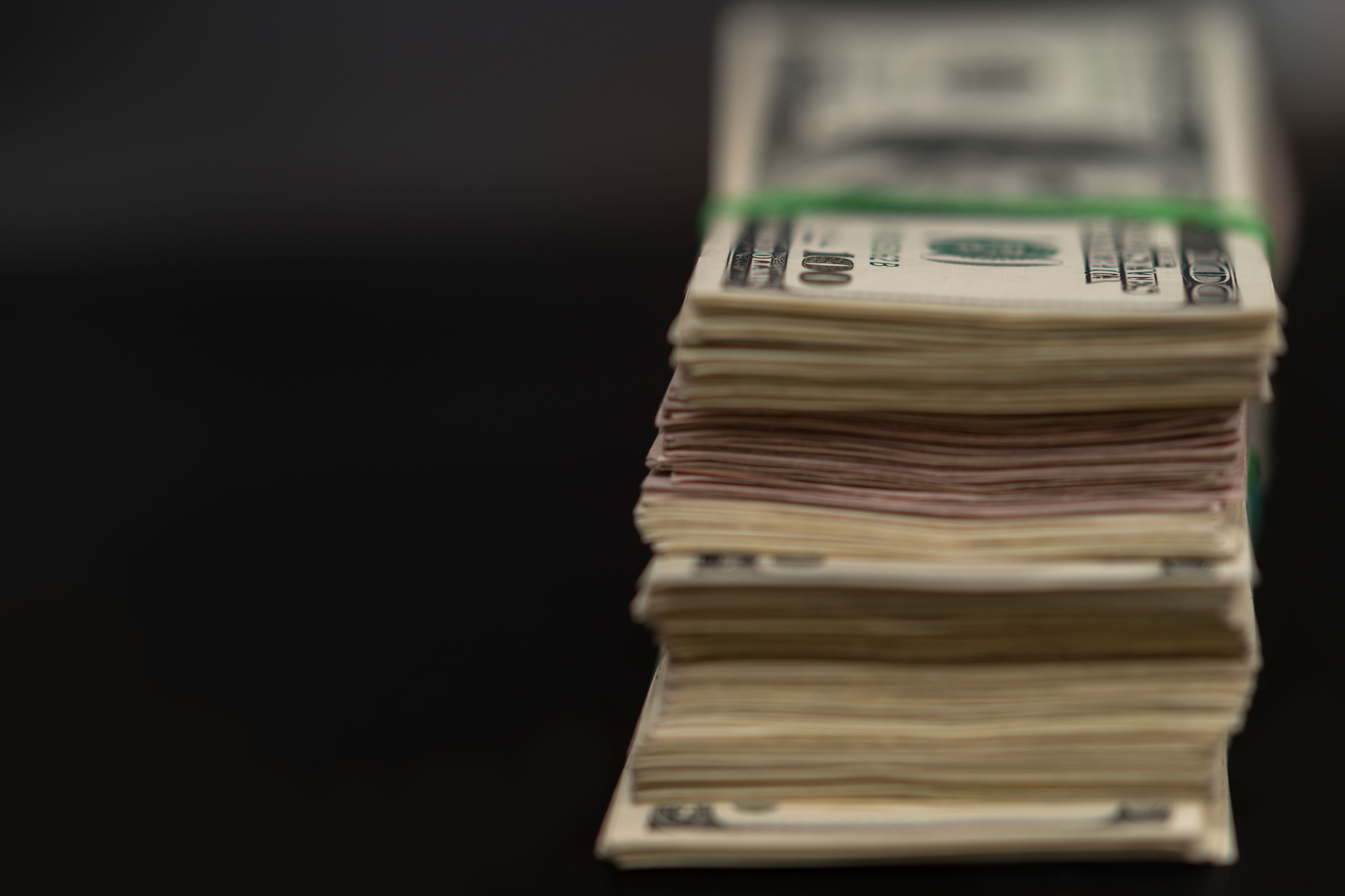 Un bon samaritain rapporte 3000 $ trouv&eacute;s dans la rue &agrave; Mont-Tremblant