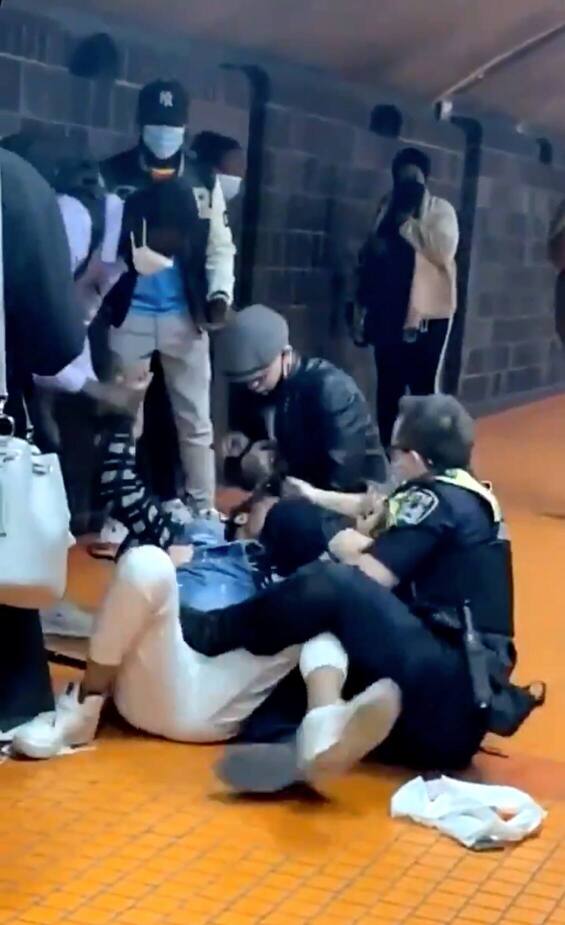 Image principale de l'article Arrestation musclée: la STM fait appel à un expert