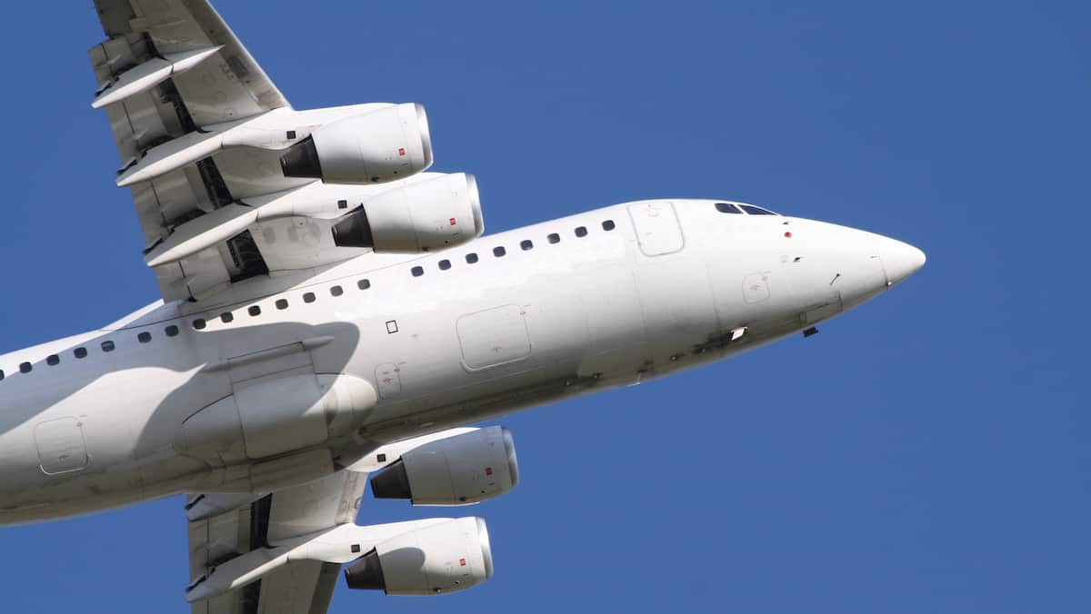 Surréservation : il s’envole sans son épouse pour leur voyage de noces