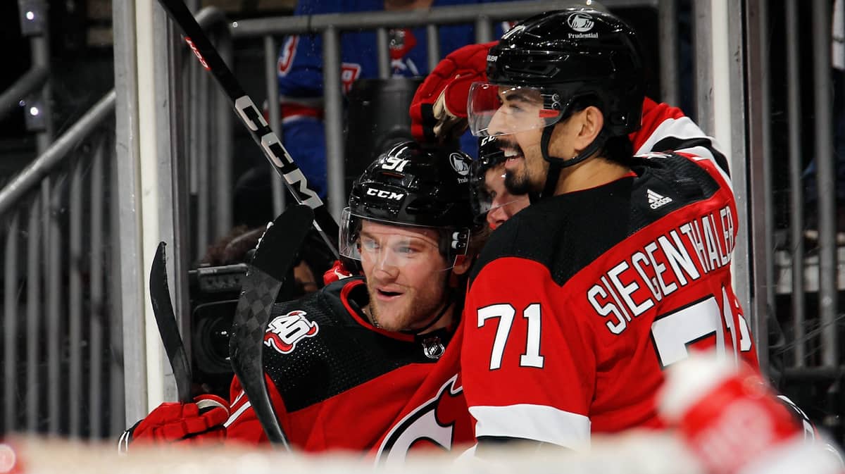 Akira Schmid et les Devils du New Jersey ont le vent dans les voiles | JDM