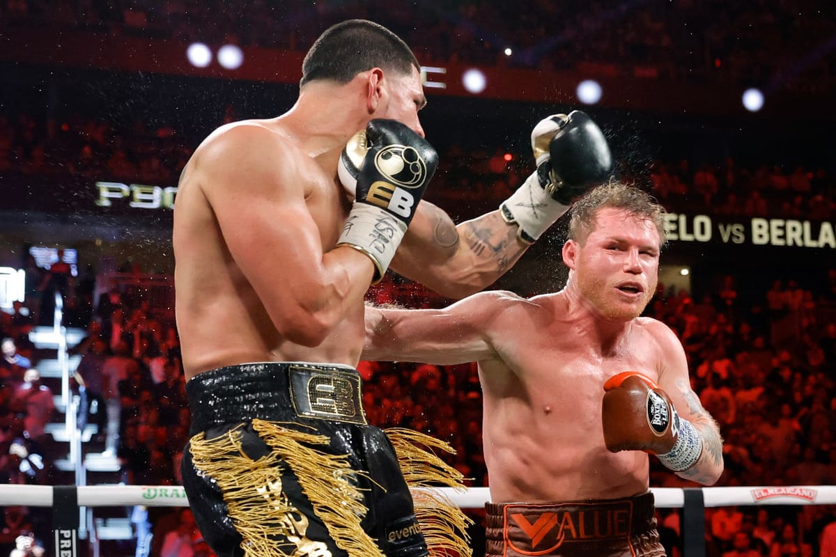Boxe: Alvarez inflige à Berlanga sa première défaite et reste roi du ...