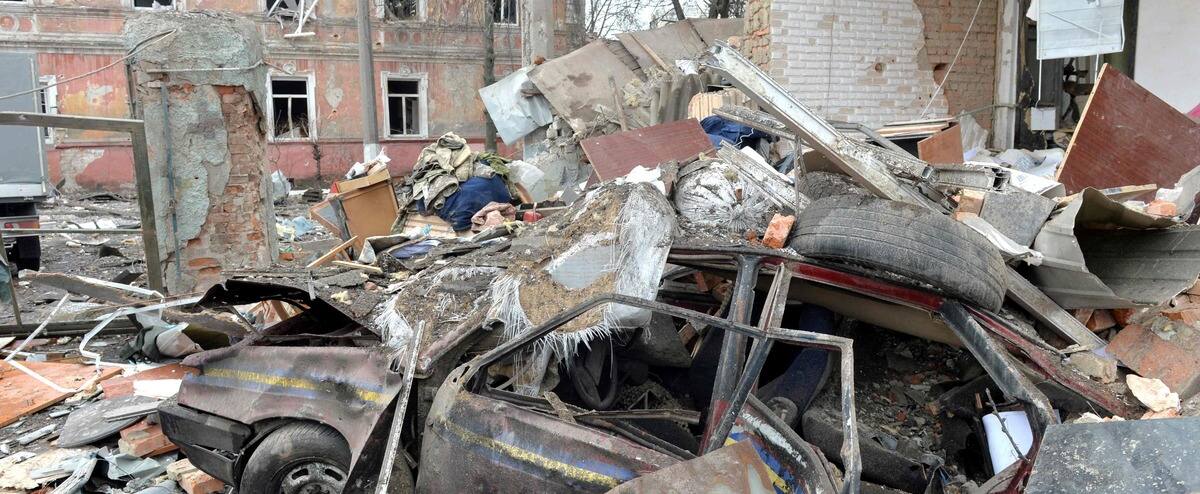 Marioupol: Moscou annonce un cessez-le-feu pour permettre aux civils de quitter Azovstal