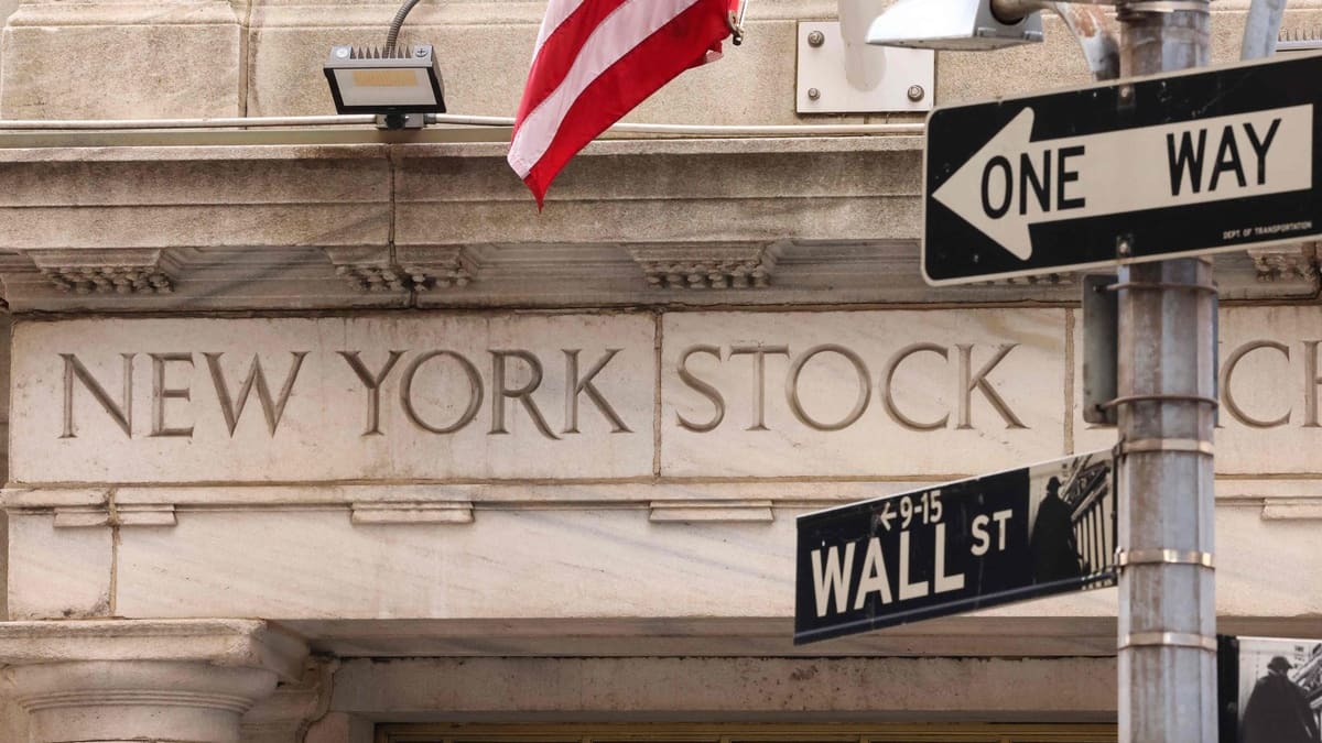 Wall Street termine en forte hausse, réjouie de la bonne tenue de la consommation