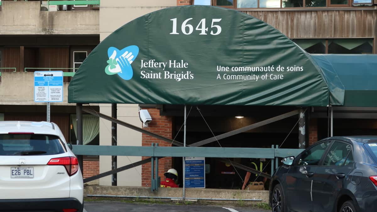 Un aîné perd la vie dans l’incendie d’un CHSLD à Québec