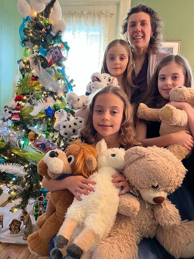 A Ariane le encanta jugar al fútbol, su deporte favorito. Foto: Catherine Bouchard Publicado el 9 de diciembre de 2024