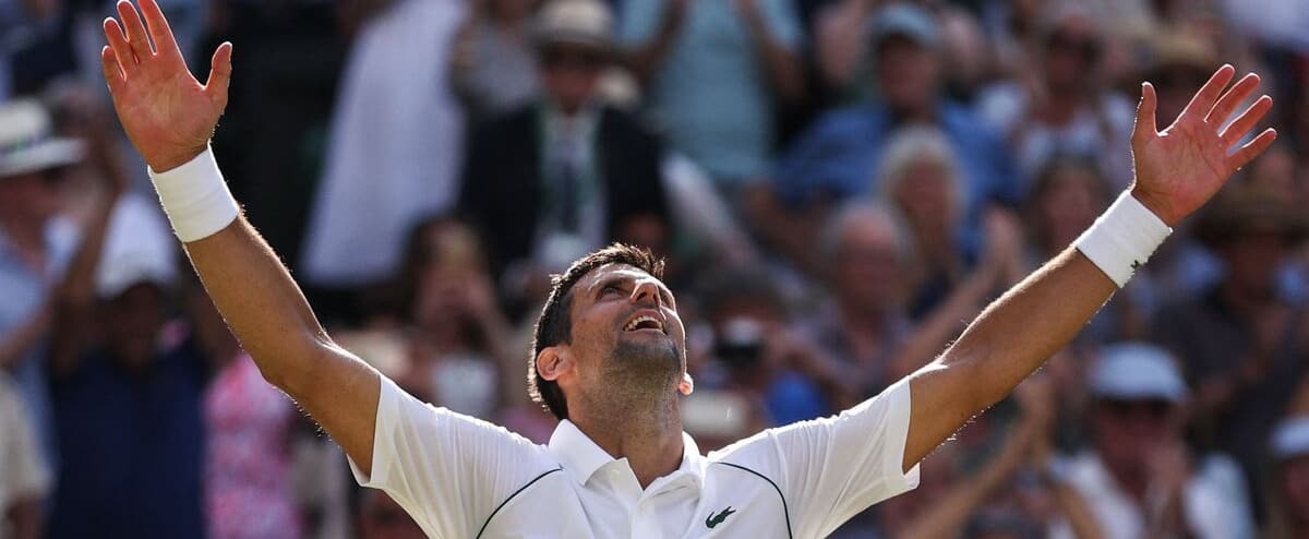 Novak Djokovic remporte un 21e titre du Grand Chelem à Wimbledon