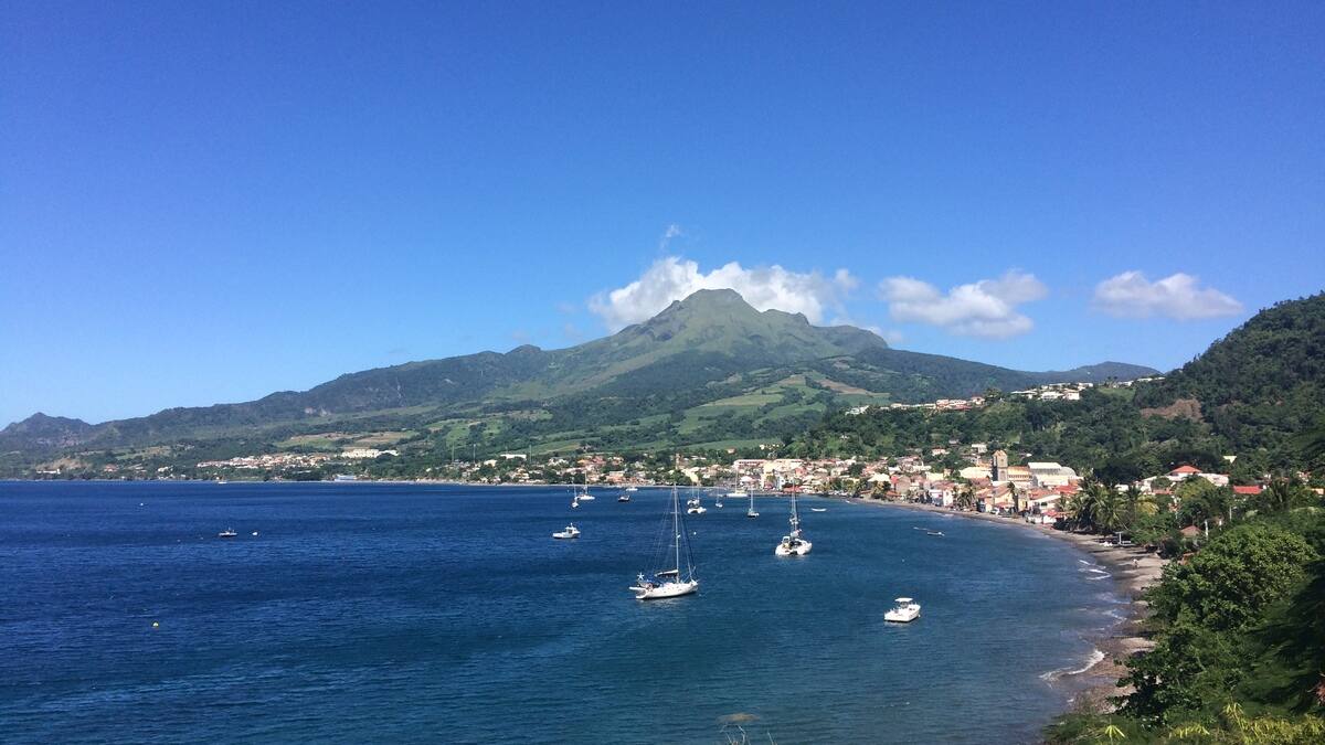 Près de 1,4 tonne de cocaïne saisie par la Marine française aux Antilles