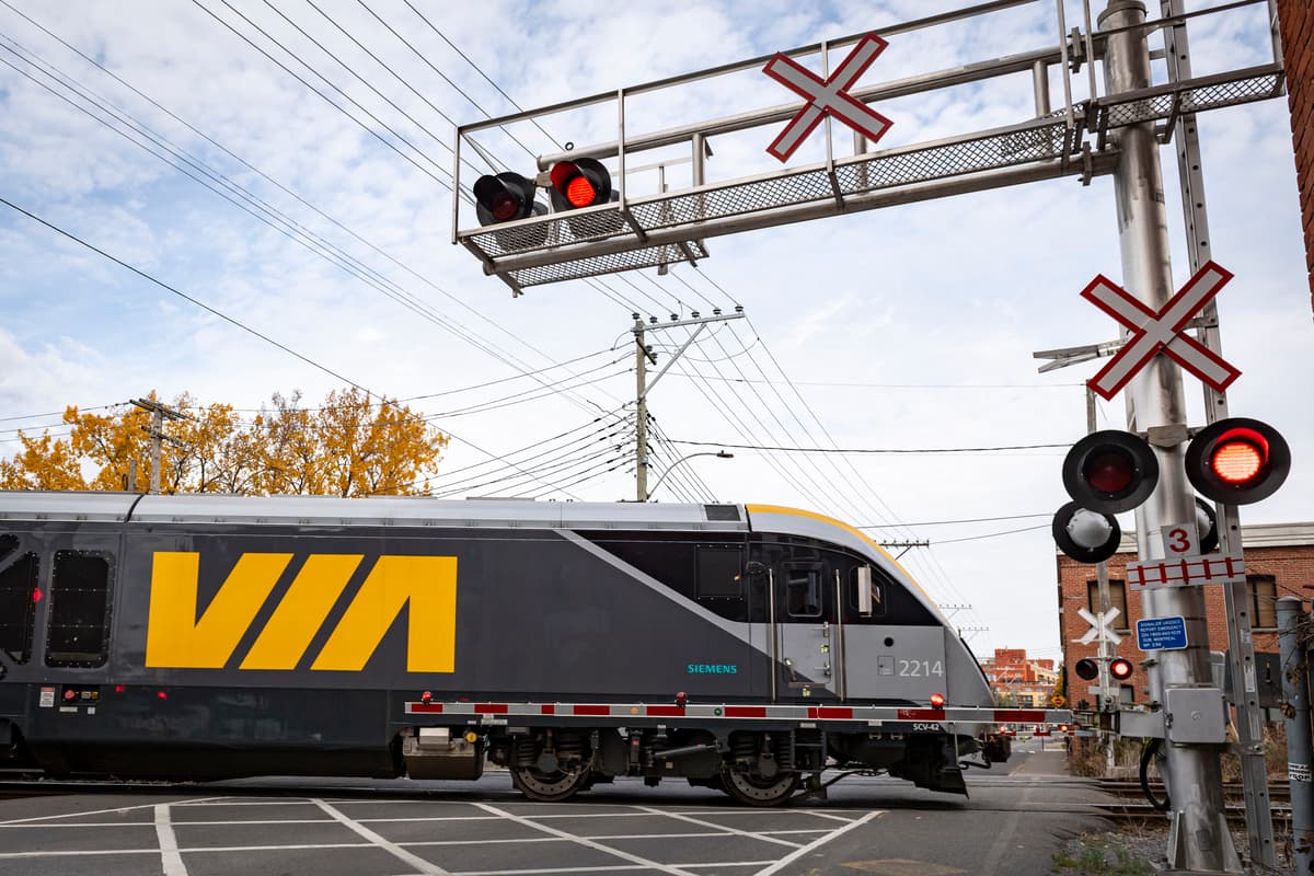 Ottawa investira 2 G$ pour de nouvelles locomotives assemblées à Montréal