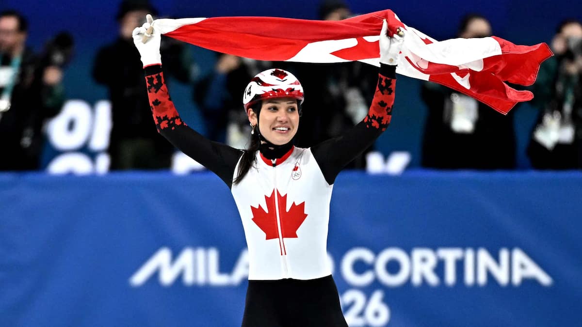 Patinage de vitesse courte piste: Courtney Sarault remporte l’argent au 1000 m