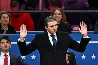 ¿Trump está en la Universidad de Harvard para vengar a su hijo Barron?