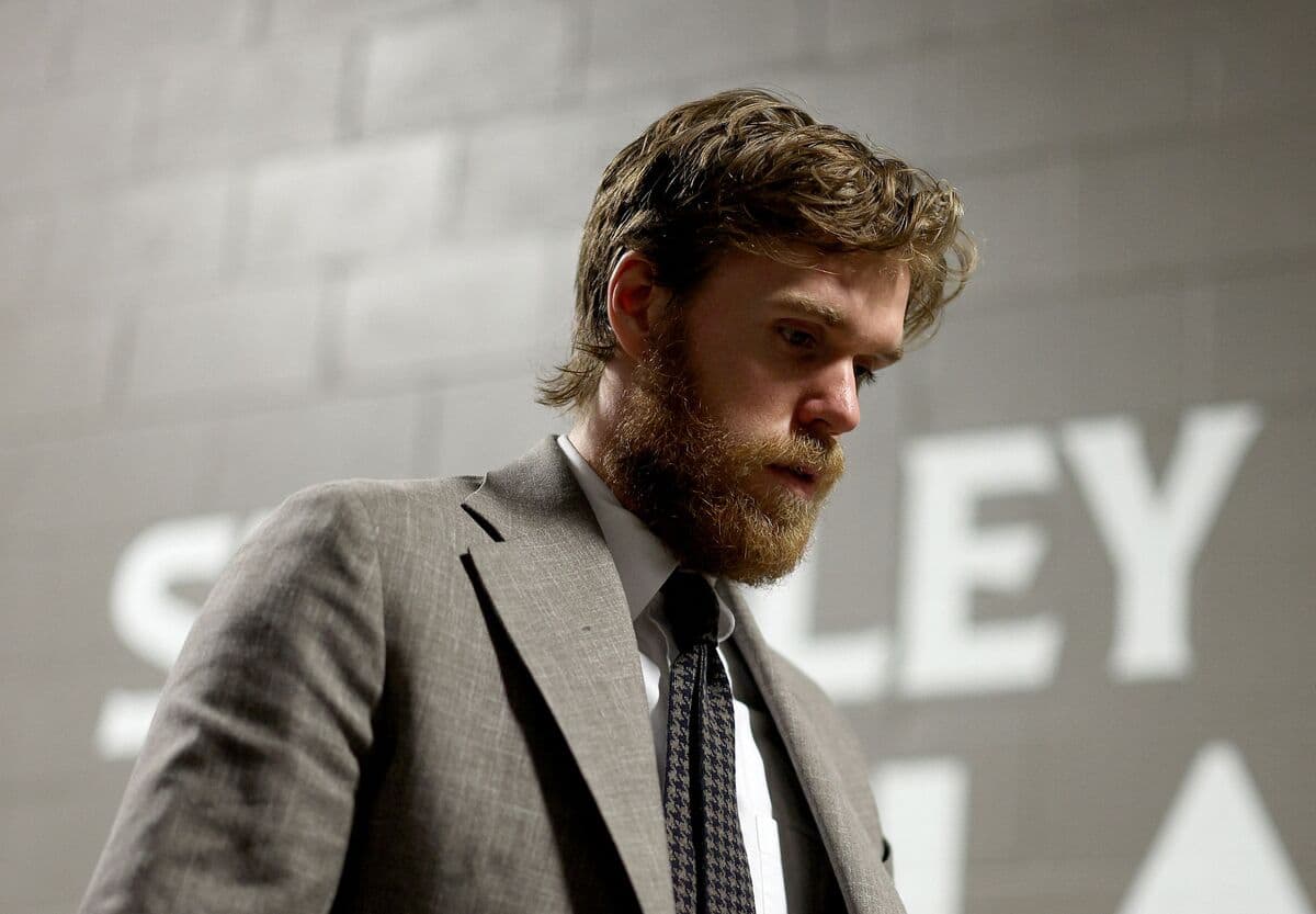 Jean-S&eacute;bastien Gigu&egrave;re se prononce sur la d&eacute;cision de Connor McDavid