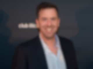 Le nouveau look de Patrice Robitaille fait jaser