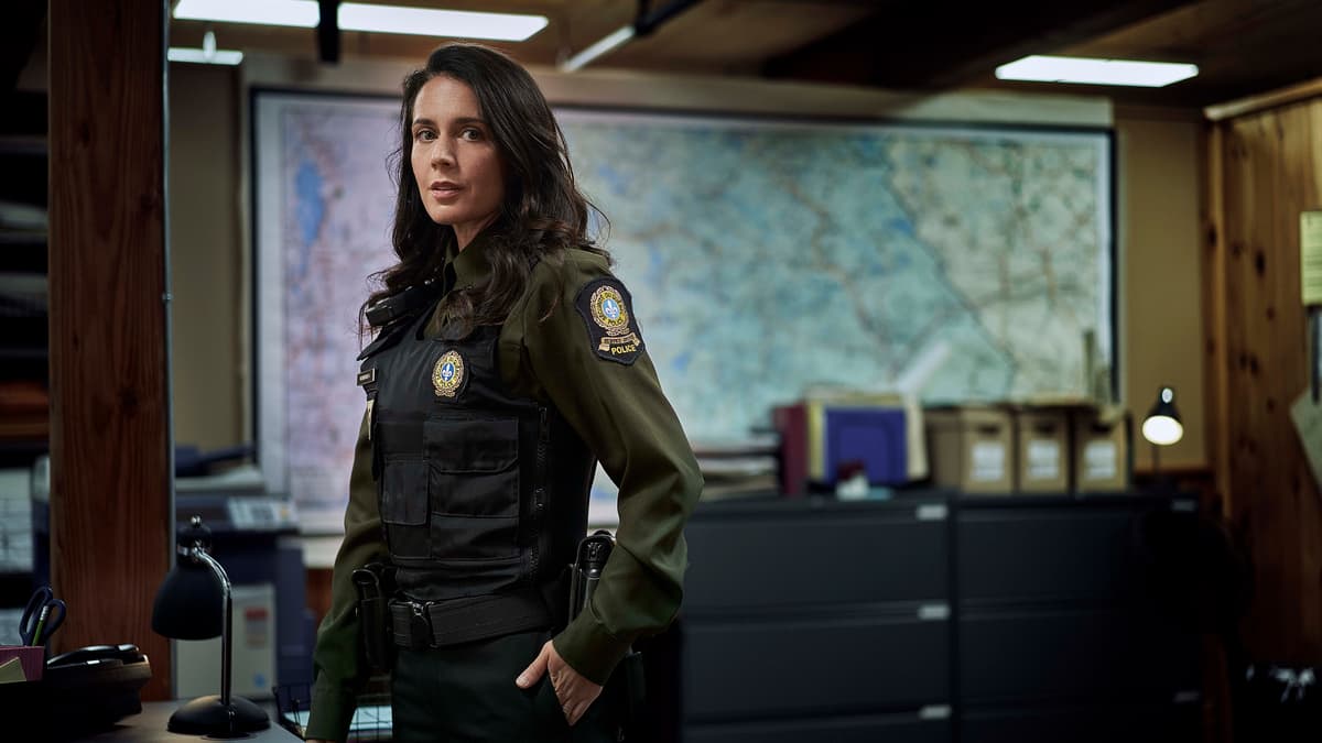 Club illico: dévoilement de la bande-annonce de la nouvelle série «Lac-Noir»