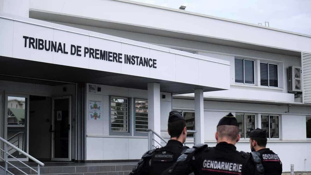France: sept militants indépendantistes de Nouvelle-Calédonie transférés en métropole pour y être incarcérés