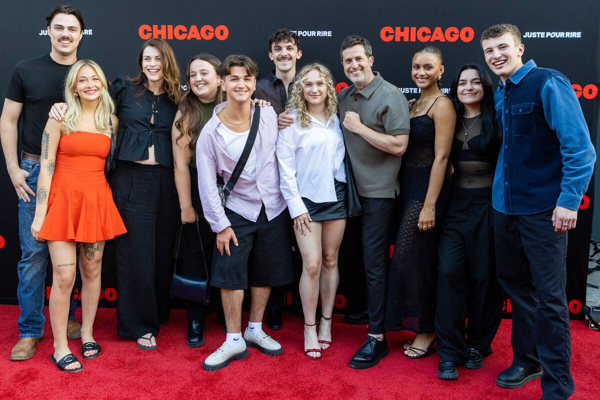 [PHOTOS] Voici toutes les vedettes qui ont foul&eacute; le tapis rouge de la premi&egrave;re de la com&eacute;die musicale &laquo;Chicago&raquo;