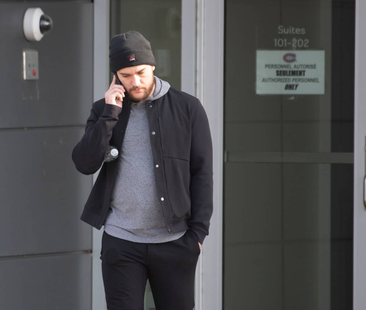 Jonathan Drouin encore sur le carreau