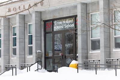 Este alojamiento en Rue Ernest-Gagnon fue atacado por una huelga del Enrco.