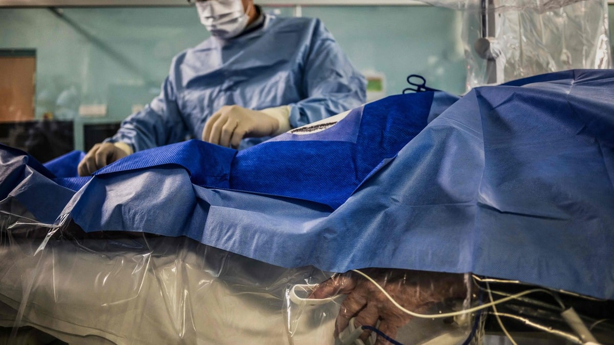“It's ruining my life”: She suffers from a sore left knee, and had surgery on her right knee “It's ruining my life”: She suffers from a sore left knee, and had surgery on her right knee