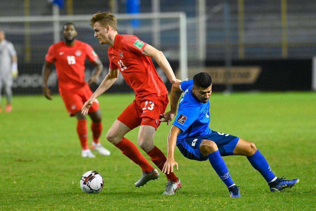 Soccer: le Canada l&rsquo;emporte encore