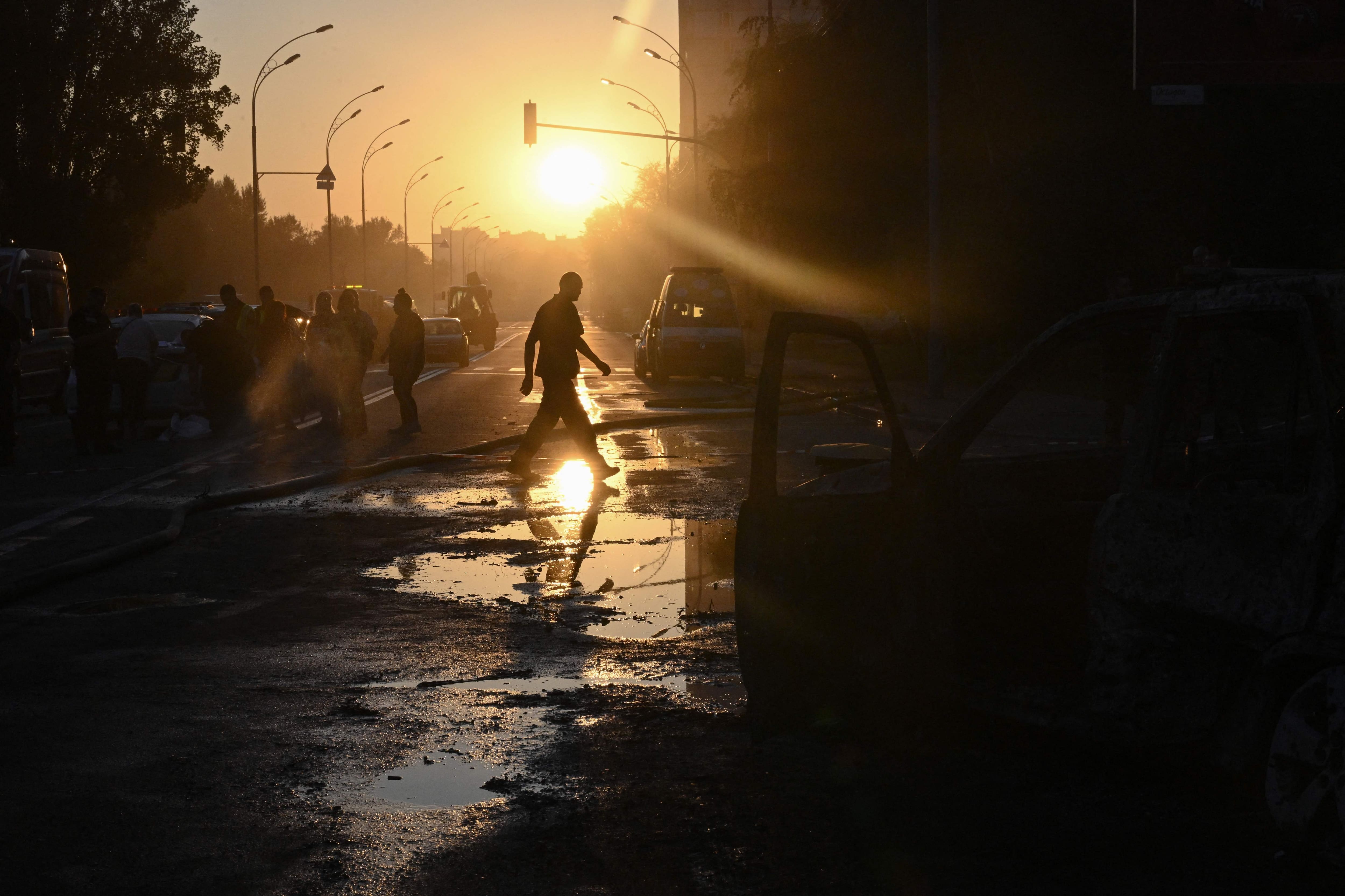 Guerre en Ukraine: trois morts dans une nouvelle attaque russe sur Kyïv et sa région