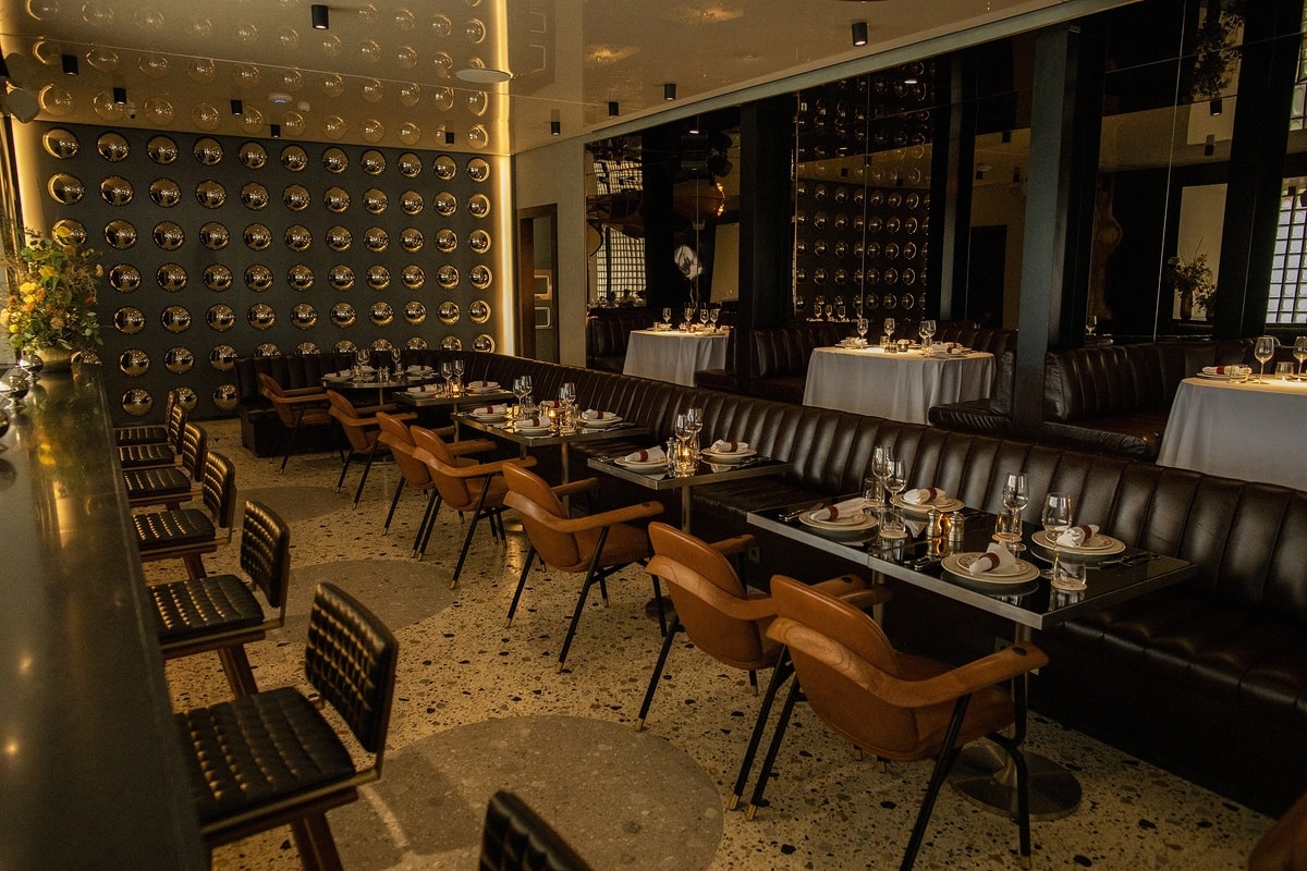 Les clients de moins de 30 ans ne sont pas admis dans ce restaurant