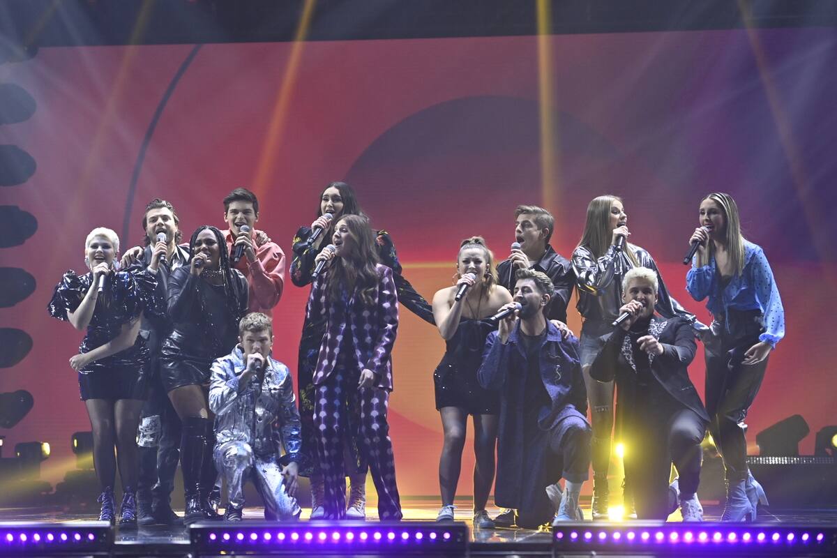 &laquo;Star Acad&eacute;mie&raquo; domine le dimanche soir