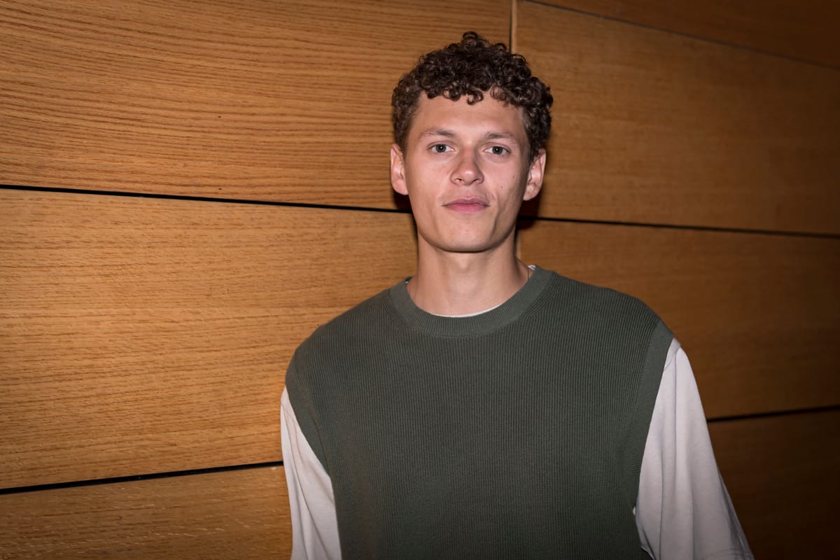 Lévi Doré est en couple et voici avec qui