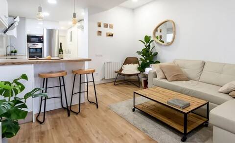 Photograph of the accommodation in the ad.