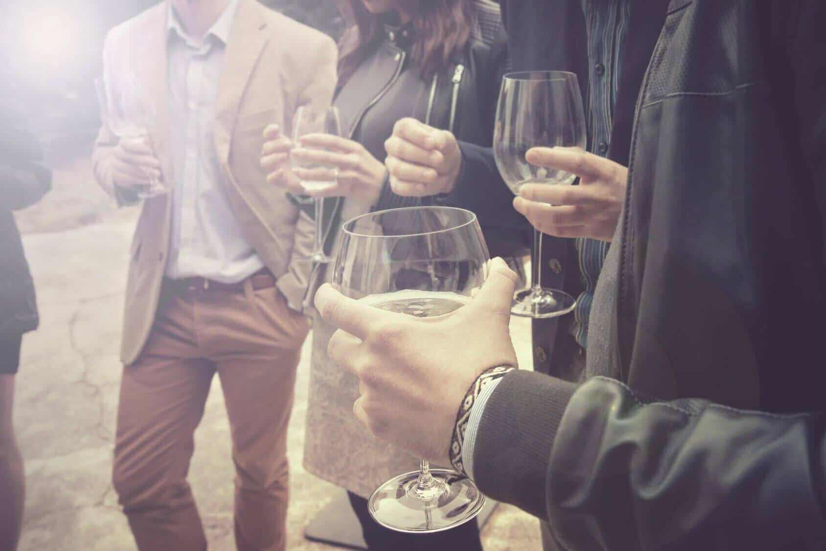 Ecole Secondaire Les Sentiers Du Personnel Rappele A L Ordre Apres Des 5 A 7 Jdq