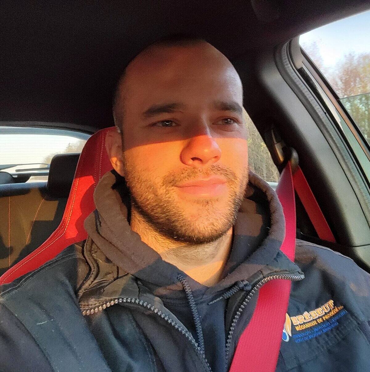 Se cree que un defectuoso reensamblaje del sistema de frenos de la motocicleta es la causa de este accidente.