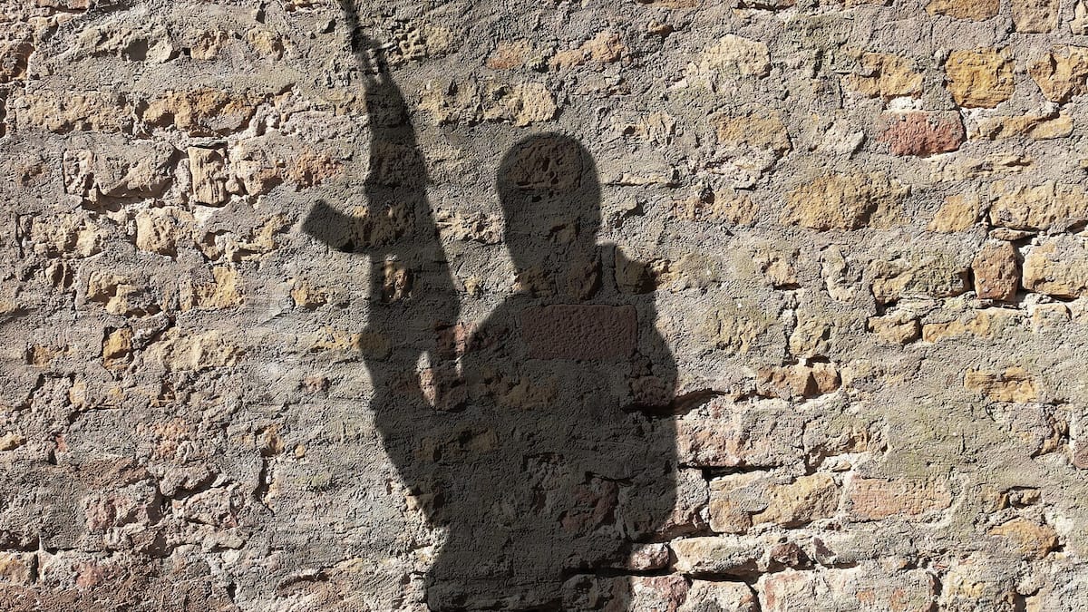 15 soldats tués dans une attaque de l'État islamique contre un bus militaire