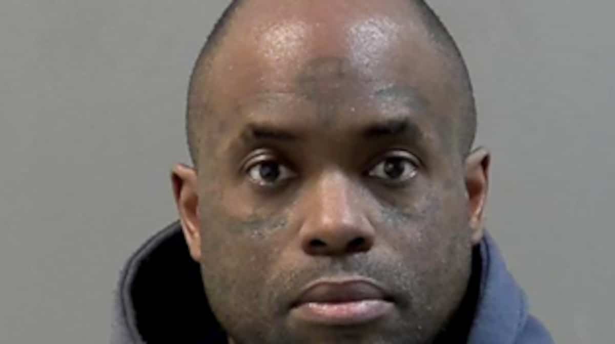 Un délinquant sexuel récidiviste aurait... récidivé