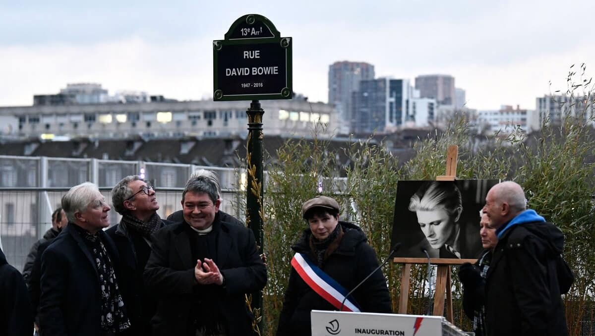France une rue David Bowie inaugurée à Paris JDM