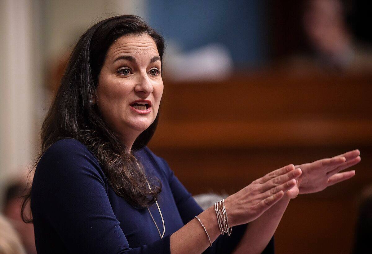 Bisbille chez les lib&eacute;raux: Marie Monpetit se fait montrer la porte