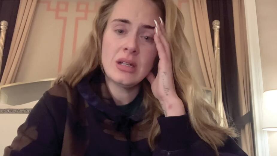 Image principale de l'article Adele forcée de remettre ses concerts à plus tard