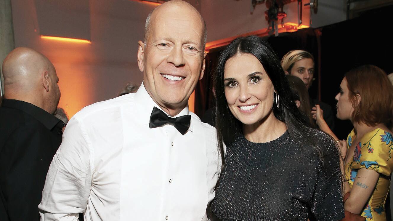 Demi Moore le da novedades a Bruce Willis